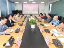 深圳丽浩集团及深圳龙城医院董事长杨丽怀一行访问澳门博彩在线

